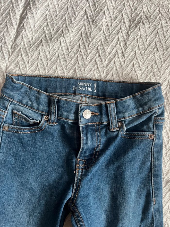 Jean bleu - photo numéro 2