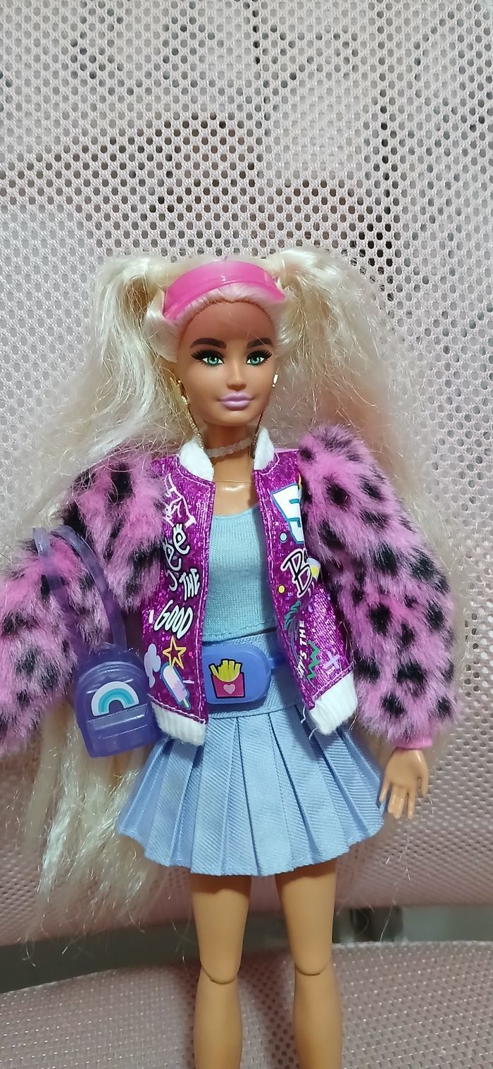 Barbie extra blonde - photo numéro 2