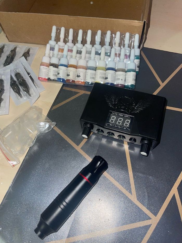 Machine complète a tatouer - photo numéro 2