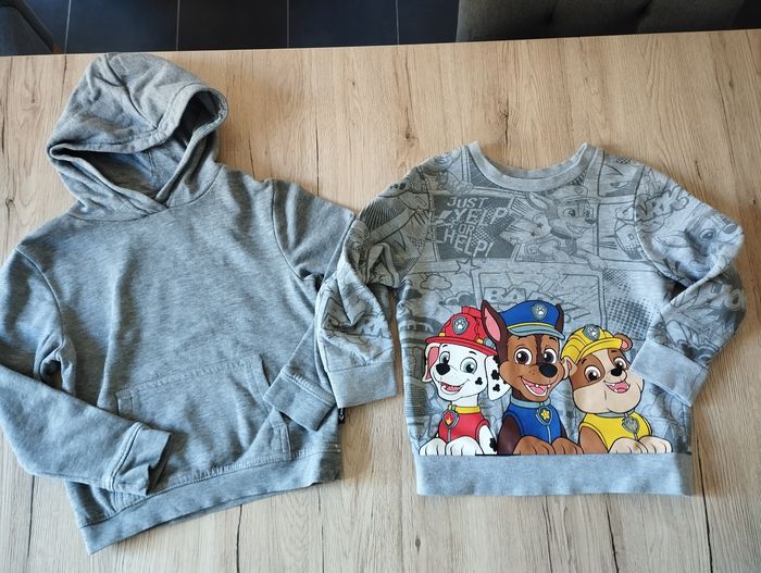 Lot de sweats gris 5 ans