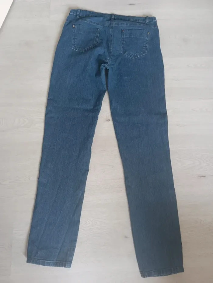 Lot Ensemble jean + Tee-shirt Neuf taille 42 - photo numéro 2
