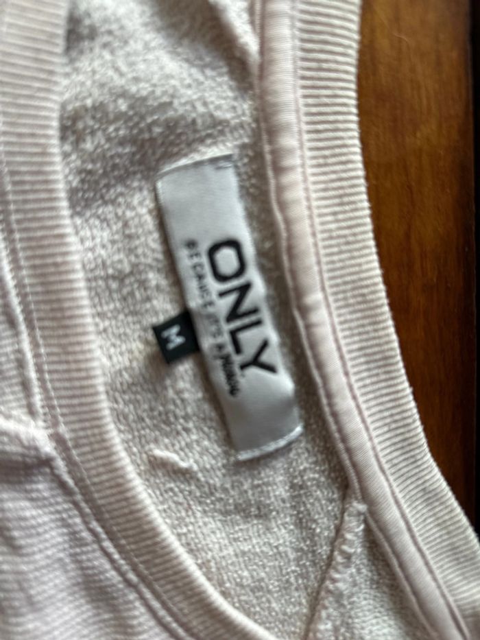Pull taille m - photo numéro 2
