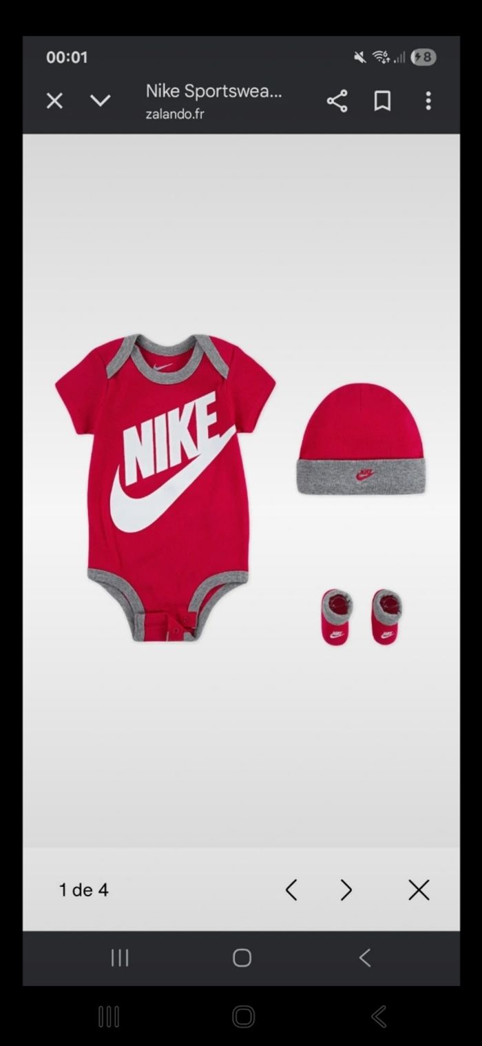 Ensemble nike