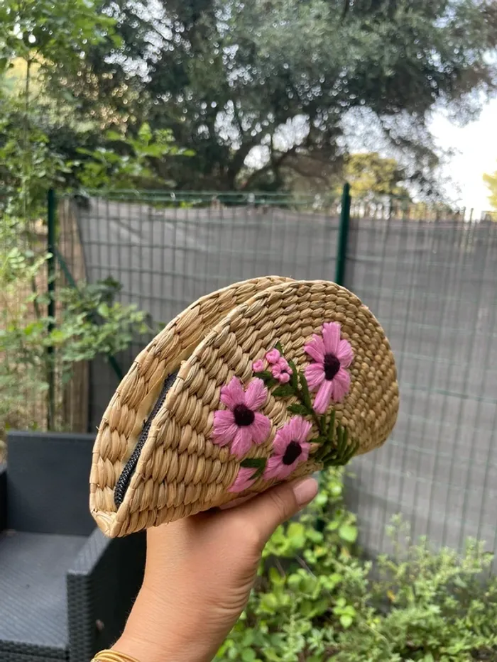 Petite pochette plate osier et broderie - photo numéro 2