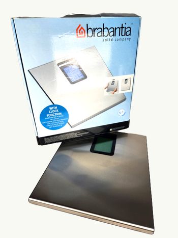 Pèse-personne Digital Brabantia – Design Slim avec Horloge Intégrée