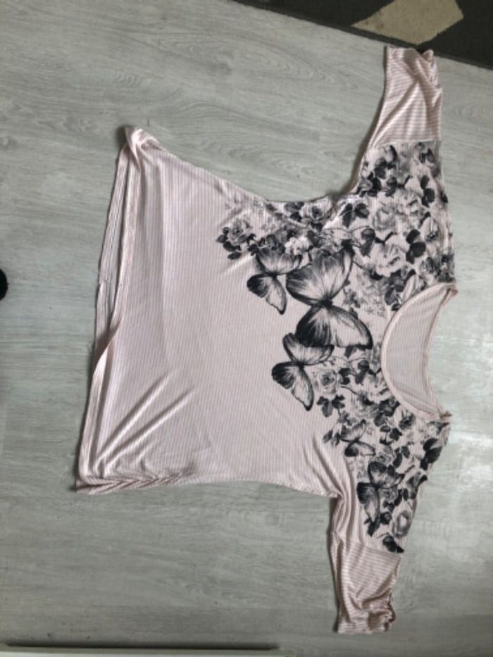 Tee shirt