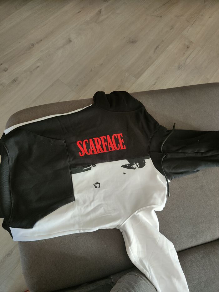 Sweat scarface