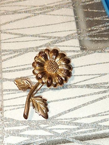 Broche vintage tournesol dorée 🌻 année 60