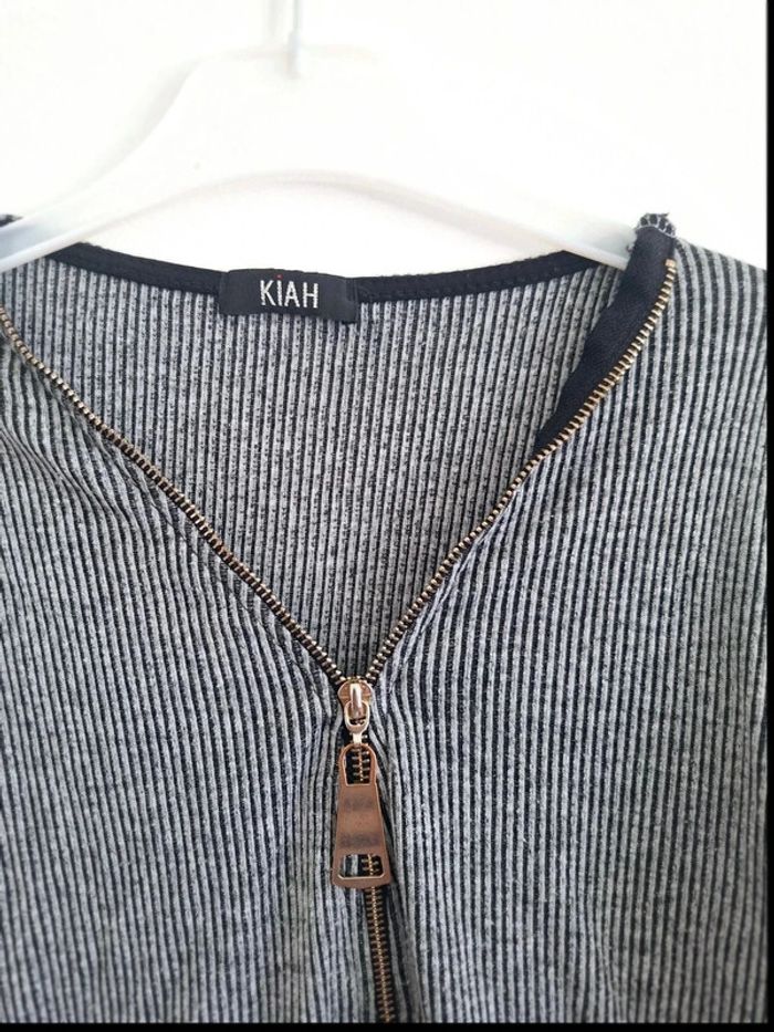 Blouse avec col réglable V.    T38-M - photo numéro 2