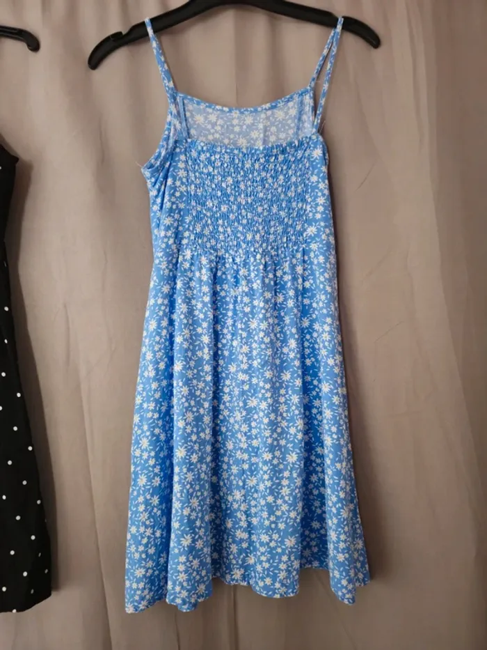 Lot 3 robes primark 8-9ans - photo numéro 9