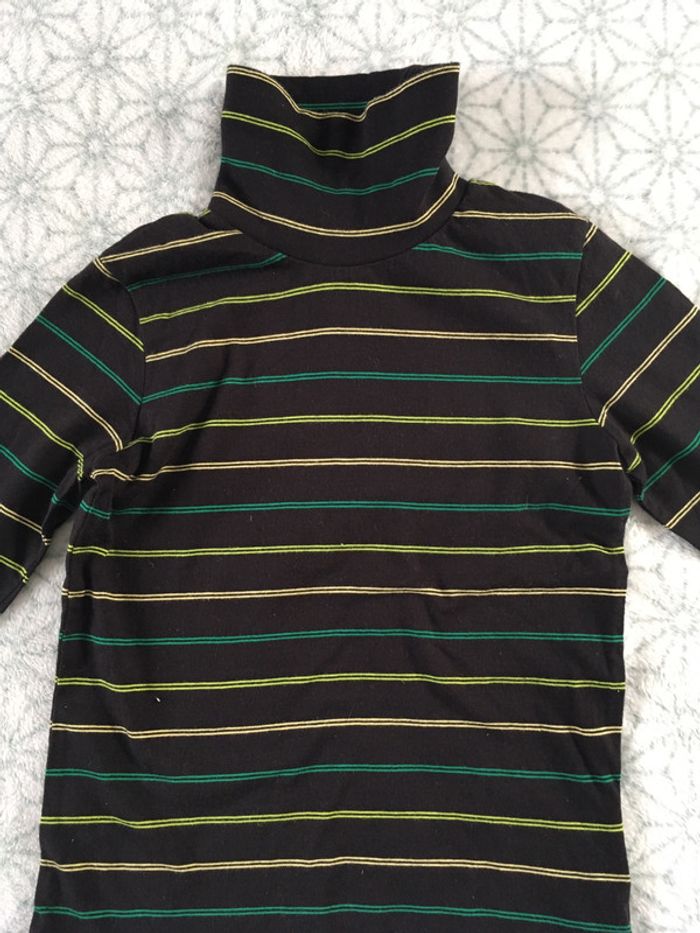 Teeshirt col roulé neuf - 6 ans - photo numéro 2