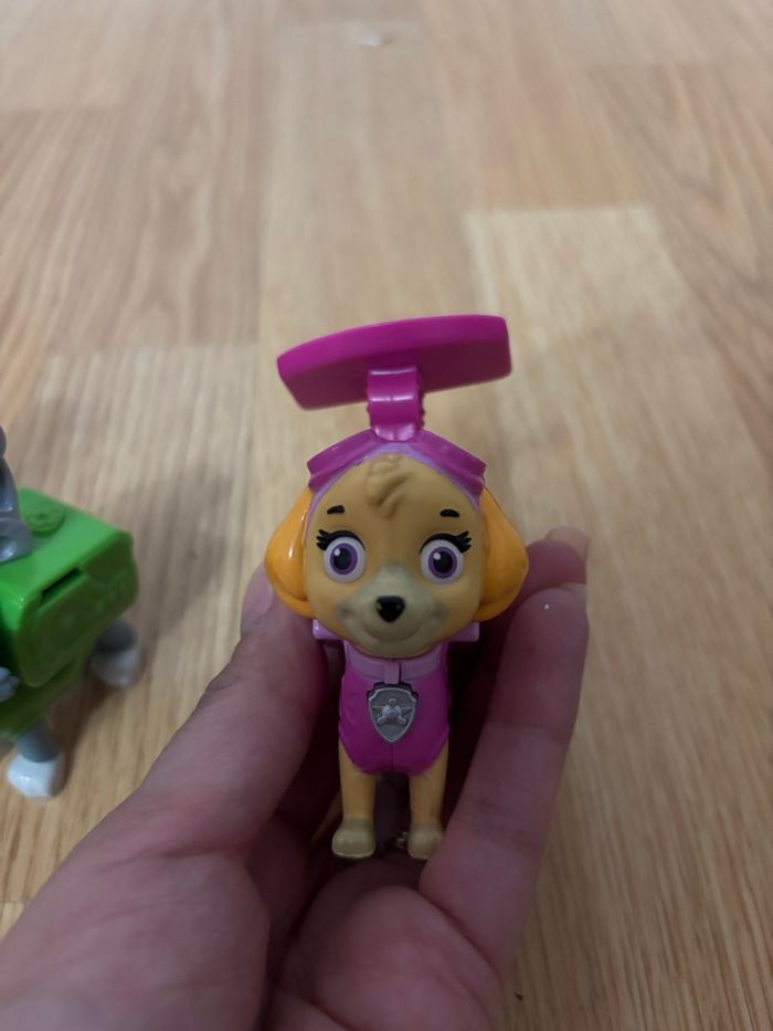 Lot figurines pat patrouille avec sac à dos/lanceur - photo numéro 5