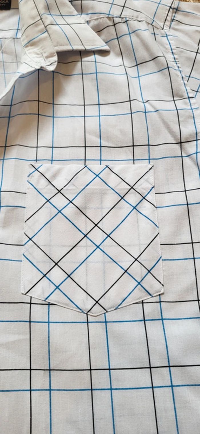 Chemise à manches courtes homme - Lorenzo Di DAKKA - Taille L
- Blanc et Bleu / Très bon état - photo numéro 5