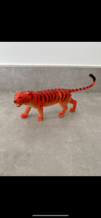 Figurine Tigre S.H