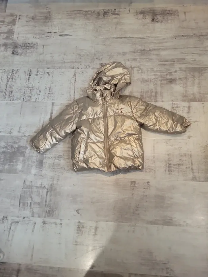 Doudoune fille doré avec capuche