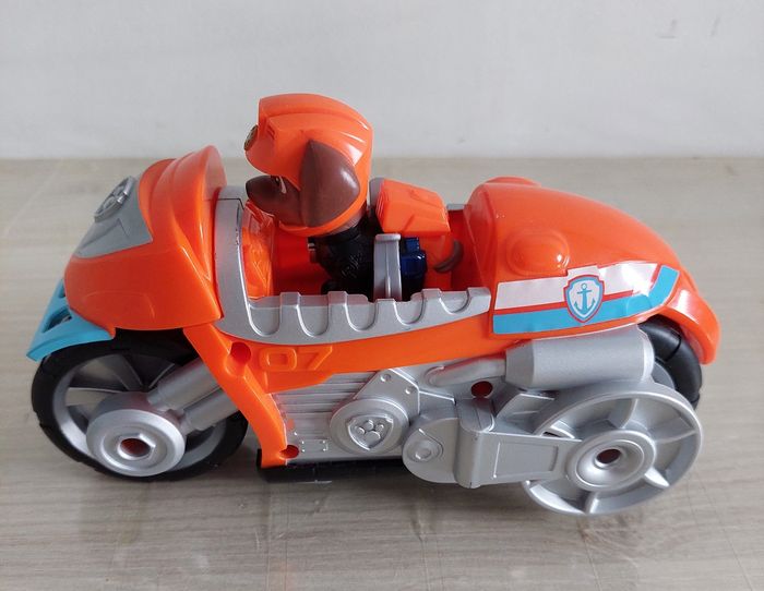 Moto Zuma - photo numéro 4