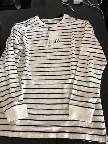 Tee shirt manches longues neuf