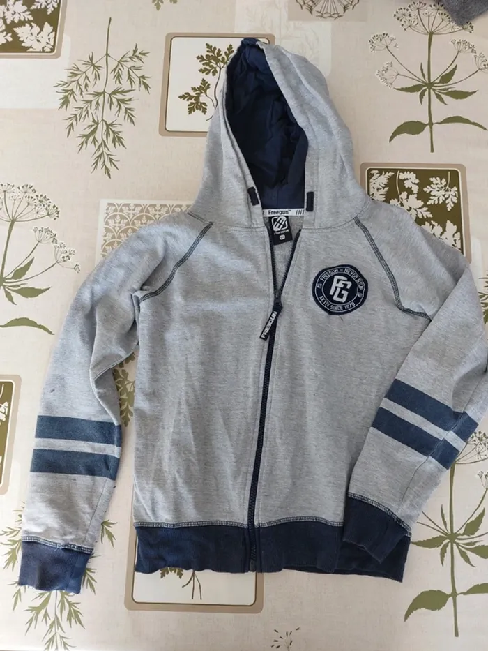Gilet gris