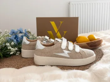 Baskets beiges Vanessa Wu taille 40