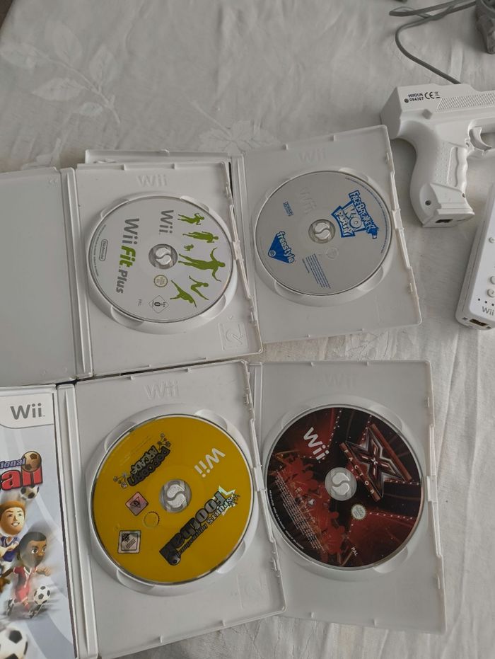 Console wii + accessoires - photo numéro 5