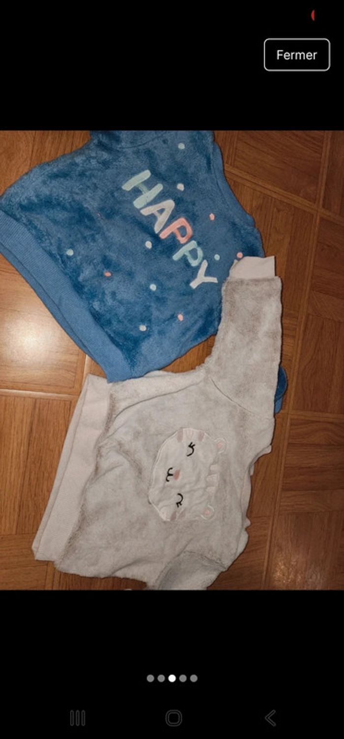 2 pulls taille 9 mois - photo numéro 3