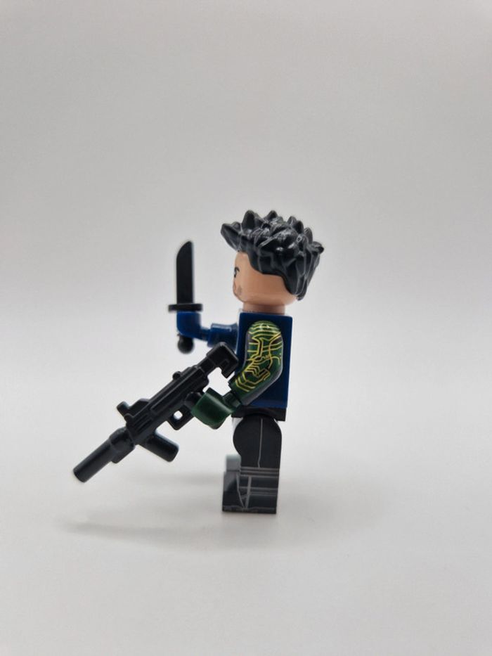 Figurine type lego Soldat de l'hiver Marvel - photo numéro 2