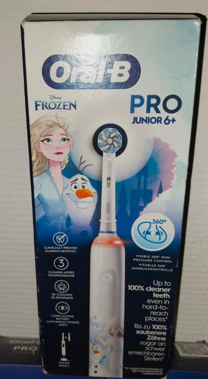 Brosse à dents oral b pro la reine des neiges