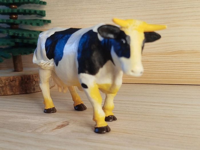 Papo vache noire et blanche Vintage Figurine animal de la ferme