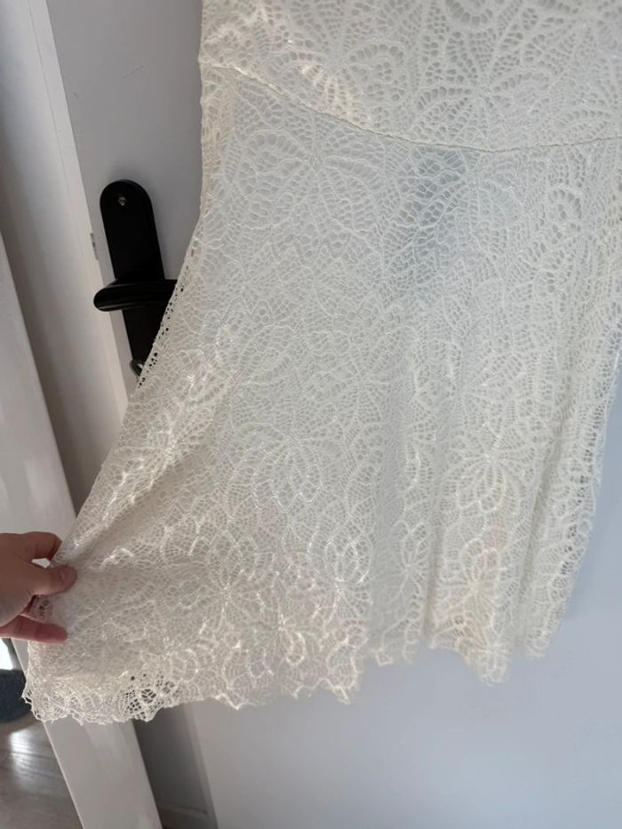 Robe patineuse dentelle blanc cassé TU - photo numéro 2