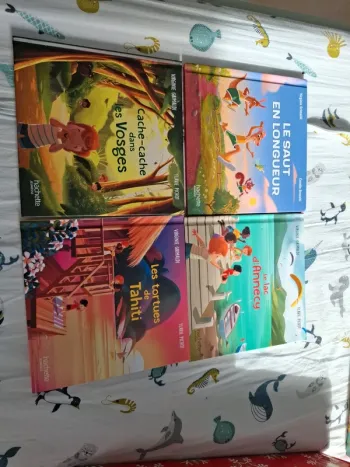 4 livres