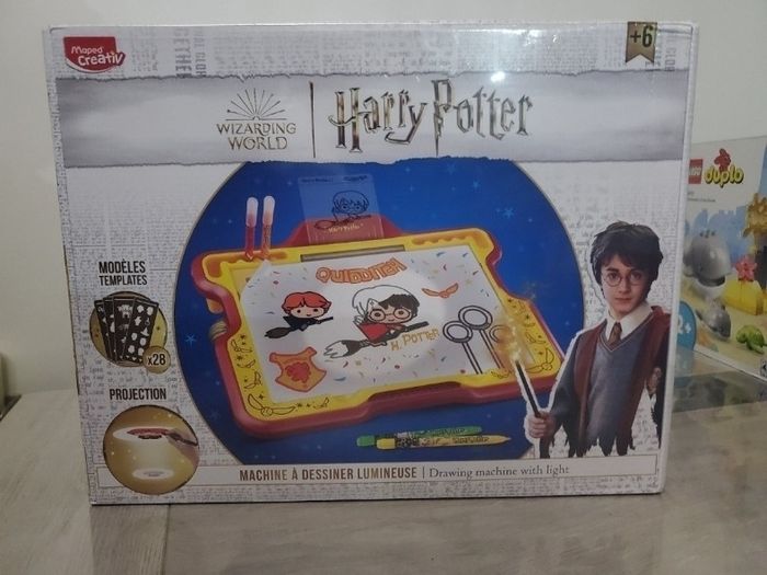 HARRY POTTER Machine à Dessiner lumineuse.