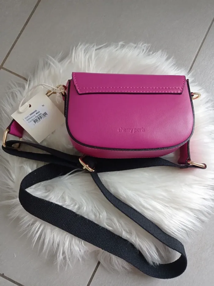 Magnifique sac Hermine fushia rose en croûte de cuir italien neuf avec étiquette Cherry Paris - photo numéro 3