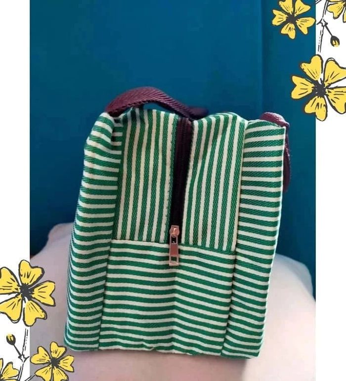 Sac isotherme rayé vert – Compact & pratique - lunchbox d’été - photo numéro 5