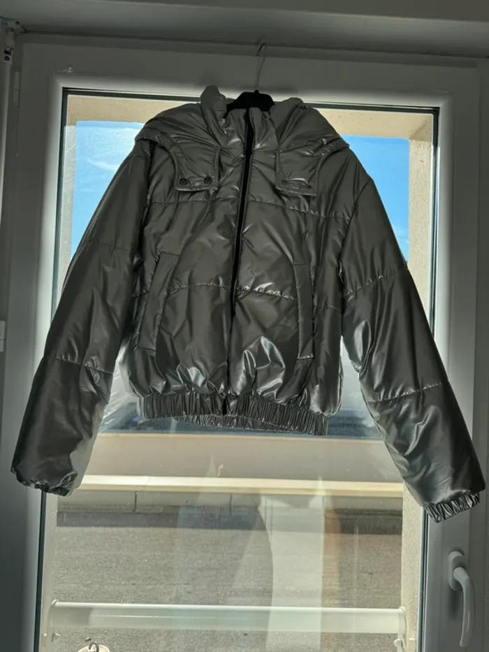 Doudoune argentée Bershka - photo numéro 2