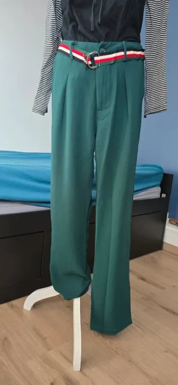 Pantalon vert taille L ou 40