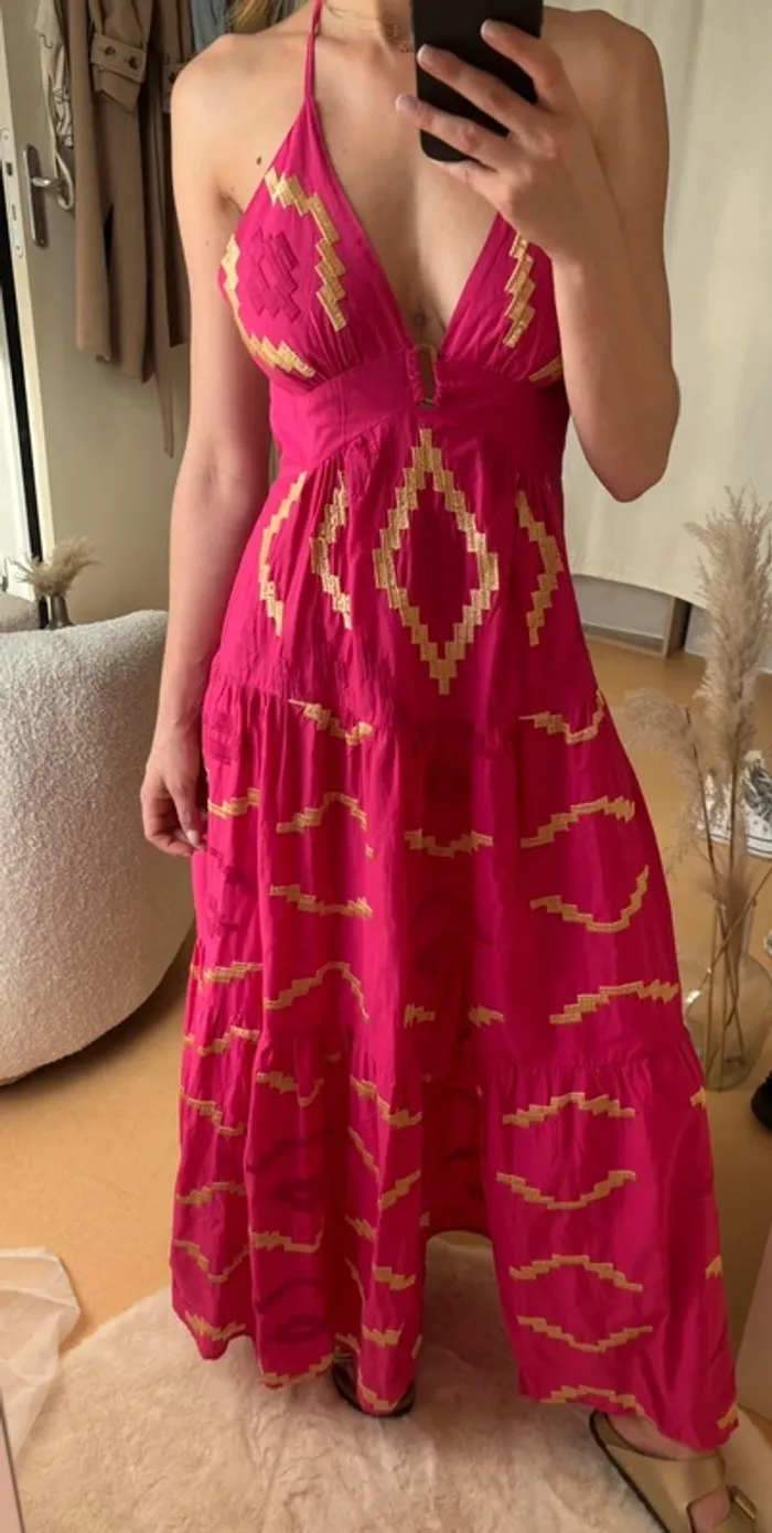 Robe bohème chic rose fuschia et or dos nu - photo numéro 4