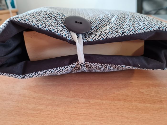 Pochette de protection pour livre ou tablette grand format TyJalel - photo numéro 3