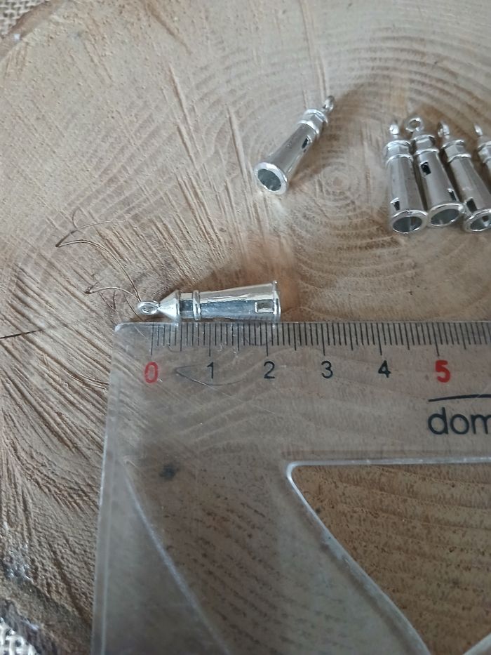 Lot de 6 pendentifs phares argenté - photo numéro 2