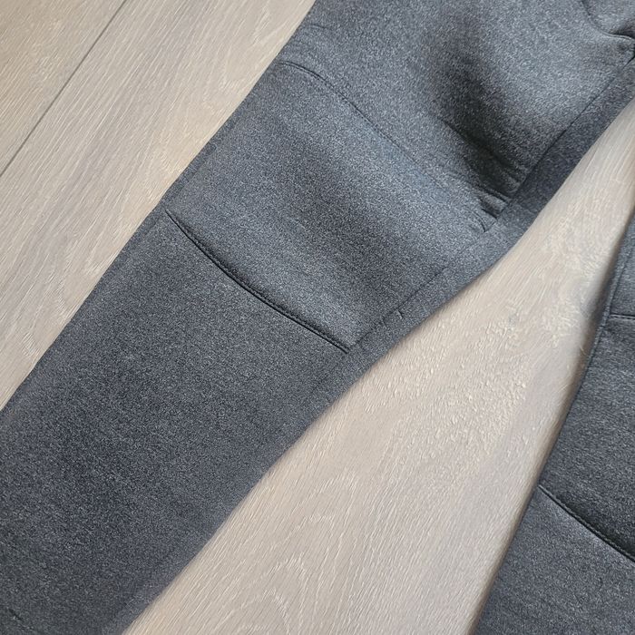 Joggins gris habillé/class. Garçon 10 ans. Marque Npo junior - photo numéro 2