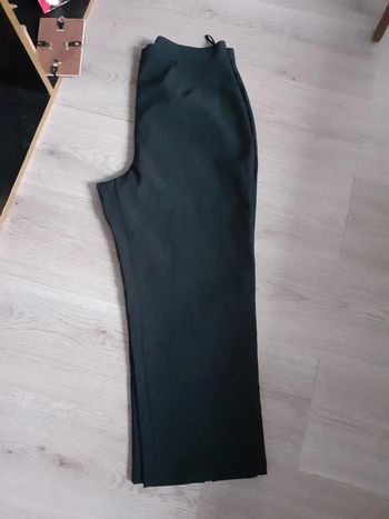 Pantalon tailleur 7/8eme 44