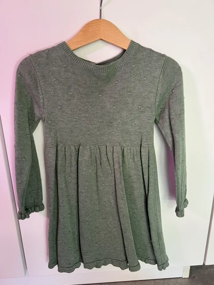 Robe verte avec pois fille Primark 92cm 18-24mois