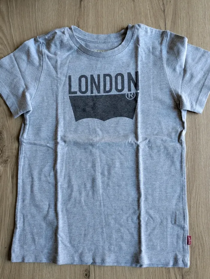 Tee shirt Levi's London 12 ans