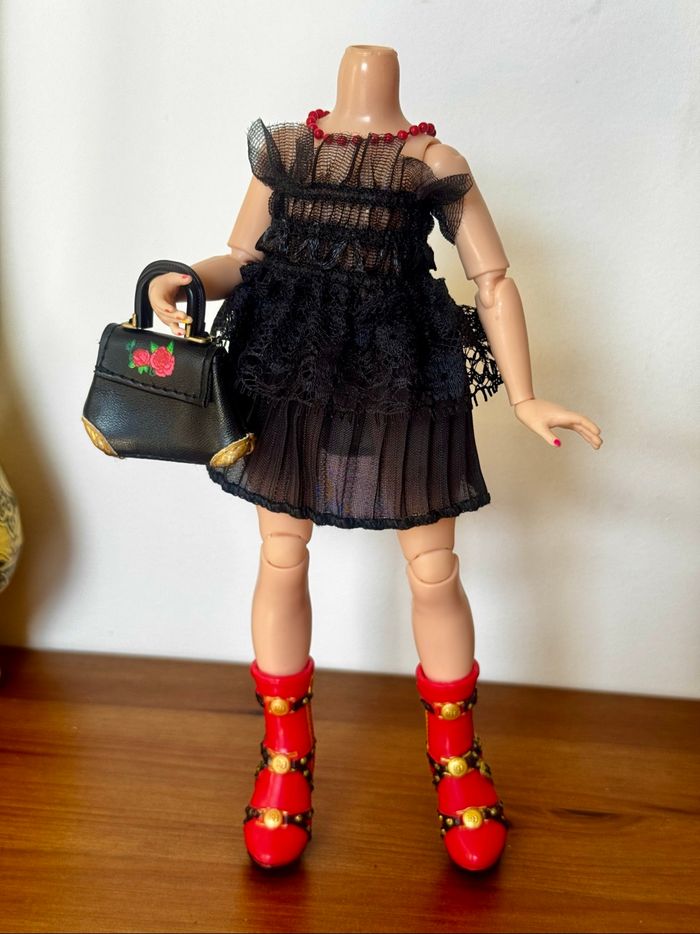 Ruby Rainbow High - photo numéro 6
