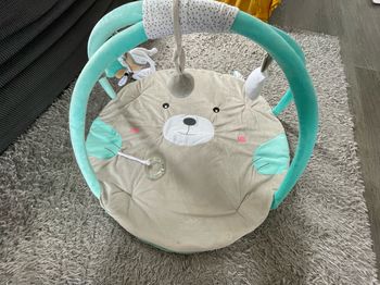Tapis d’éveil baby nat