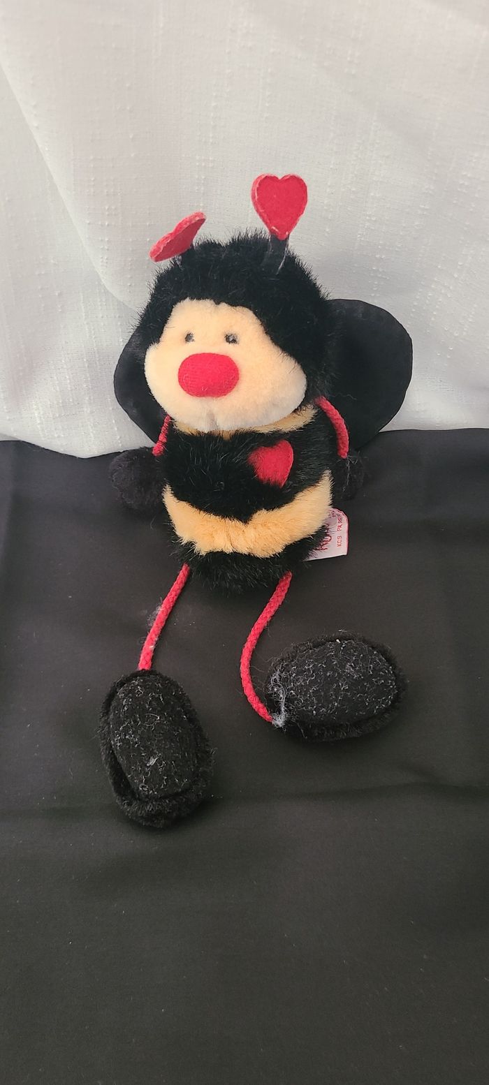 Peluche Russ Bangles Bee 28 cm avec étiquettes et antennes en forme de cœur - photo numéro 4