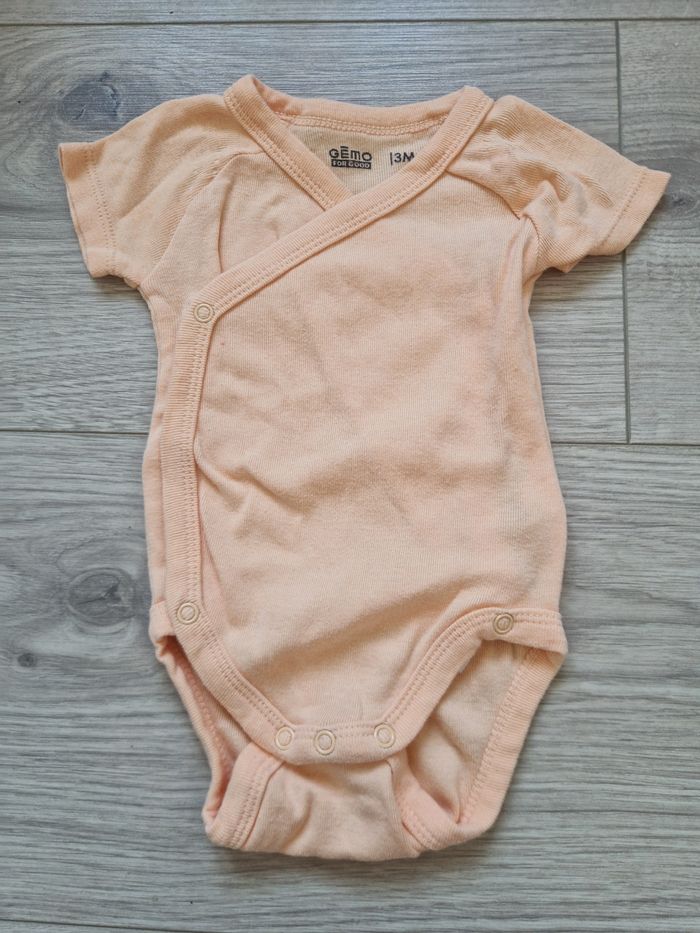 Lot de 3 bodies bébé Gemo manches courtes 3 mois - photo numéro 5