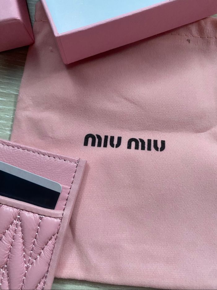 Porte monnaie miu miu rose neuf - photo numéro 4