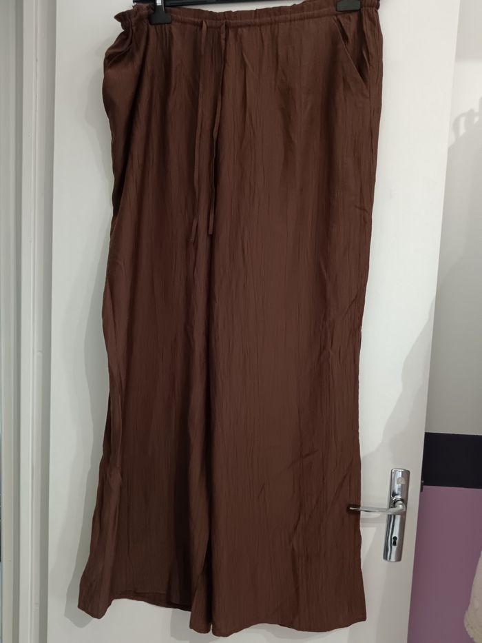 Pantalon neuf - photo numéro 2