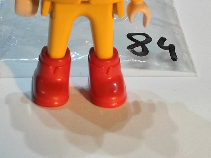 Playmobil vintage paire chaussure botte jaunes