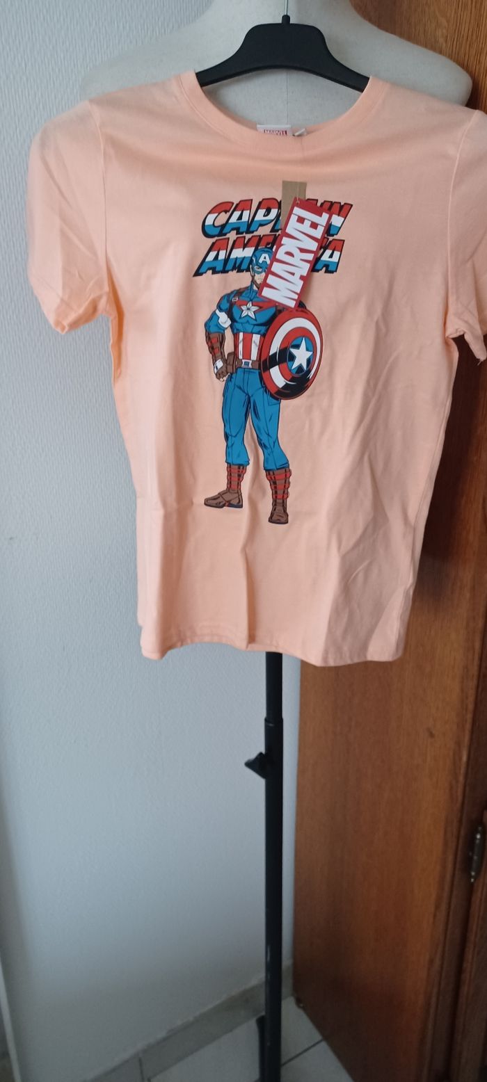 Tte joli t-shirt manches courtes garçon T 12 ans